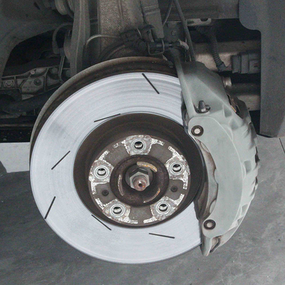 6 calibri di Front Porsche 19z dei pistoni accorciano la distanza di arresto