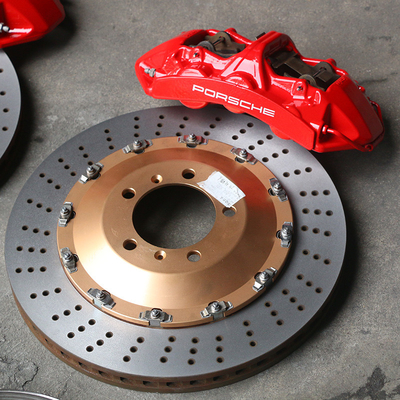 Aggiornamenti delle pinze dei freni per auto Porsche alla pinza rossa GT6 6 POT per migliorare la potenza di arresto