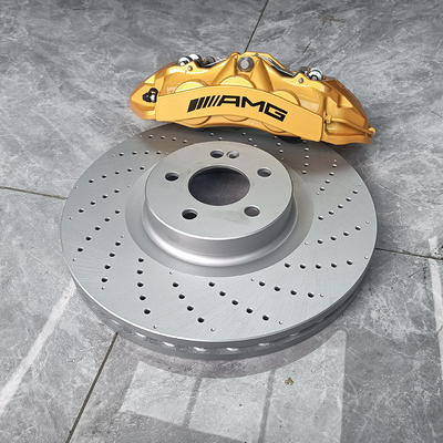 Le pinze dei freni per auto Mercedes Benz C200 aggiornano 6 pistoncini e dischi da 355 mm
