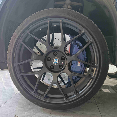 Pinza freno BMW X5 in alluminio di grandi dimensioni Pinze a 10 pistoncini Dischi carboceramici da 420 mm