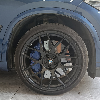 Pinza freno BMW X5 in alluminio di grandi dimensioni Pinze a 10 pistoncini Dischi carboceramici da 420 mm