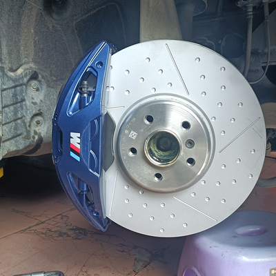 4 calibri blu del freno dell'automobile dei dischi del pistone 348mm misura per BMW 3 serie